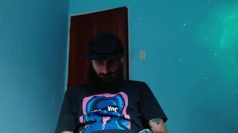 Snapshot of jammes_owen chatting on March 9, 3:55 am Jammes. online show from March 9, 3:55 am