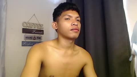 janlloyd04 online show from November 5, 11:40 pm