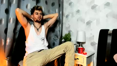 Snapshot of jason_marz chatting on January 4, 6:09 pm JasoN online show from January 4, 6:09 pm