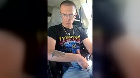 jasonmoore423786227 online show from July 23, 9:12 pm