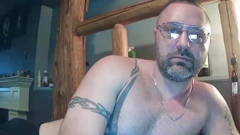 Snapshot of jasonskink99 chatting on December 31, 5:29 pm jasonskink99 online show from December 31, 5:29 pm