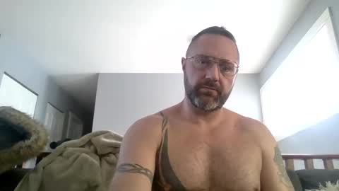 Snapshot of jasonskink99 chatting on February 7, 9:58 pm jasonskink99 online show from February 7, 9:58 pm