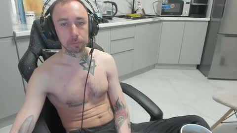 jasonwaker online show from April 7, 9:04 pm