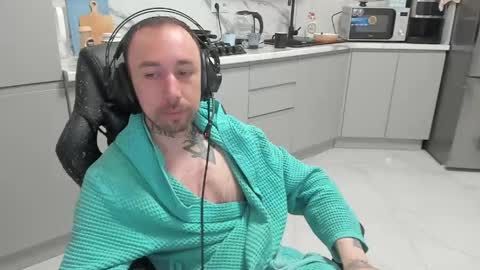 jasonwaker online show from April 11, 9:18 pm