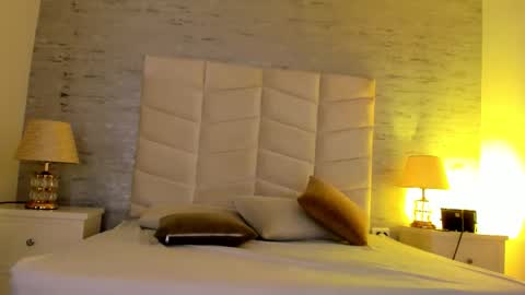 jax black online show from December 22, 7:11 pm