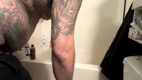 jax online show from December 4, 8:23 am