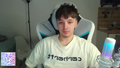 Jayce online show from February 5, 5:31 pm