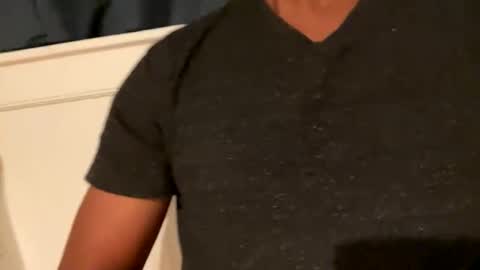 Snapshot of jaychase221446 chatting on November 1, 12:36 am jaychase221446 online show from November 1, 12:36 am