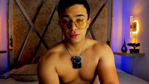 Snapshot of jayd_muscle chatting on October 22, 5:44 am jayd_muscle online show from October 22, 5:44 am
