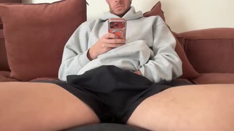 jaysen1987 online show from June 11, 1:05 am