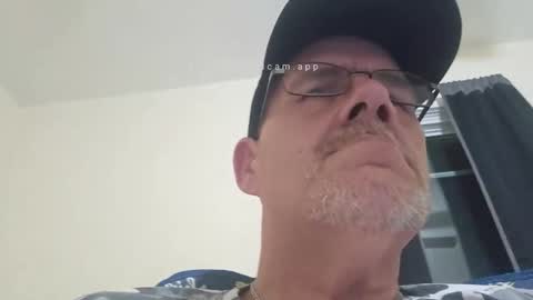 jcadeoutsider online show from December 30, 8:54 am