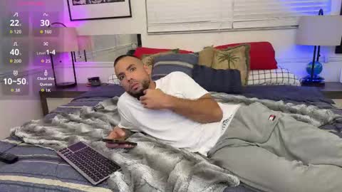 JcMax305 online show from October 26, 2:57 am