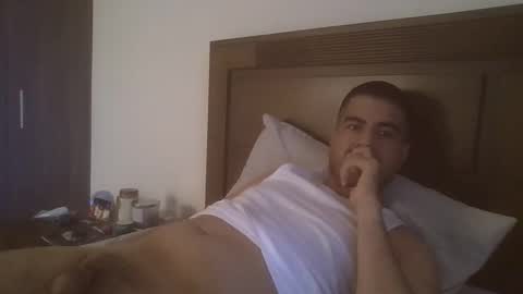 jeanslager online show from June 1, 7:03 pm