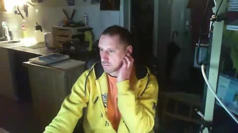 Snapshot of jef74700 chatting on February 1, 2:16 am Jrme online show from February 1, 2:16 am