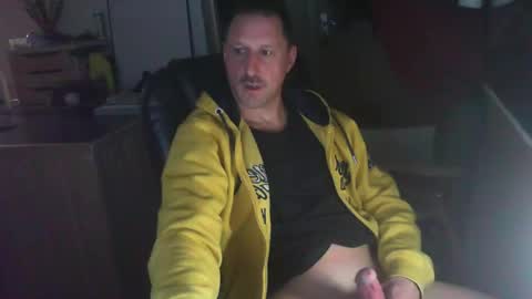 Snapshot of jef74700 chatting on February 22, 5:23 am Jrme online show from February 22, 5:23 am