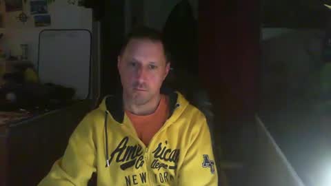 Snapshot of jef74700 chatting on February 14, 4:37 am Jrme online show from February 14, 4:37 am