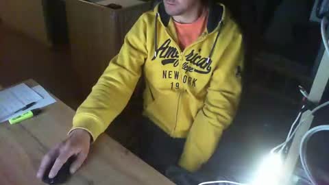 Snapshot of jef74700 chatting on January 29, 3:12 am Jrme online show from January 29, 3:12 am