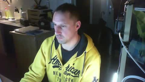 Snapshot of jef74700 chatting on January 30, 3:33 am Jrme online show from January 30, 3:33 am