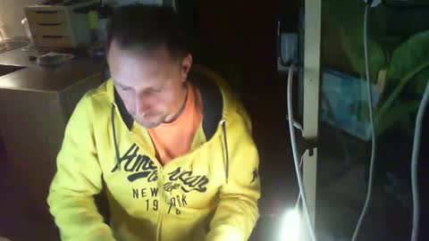 Snapshot of jef74700 chatting on December 24, 4:55 am Jrme online show from December 24, 4:55 am