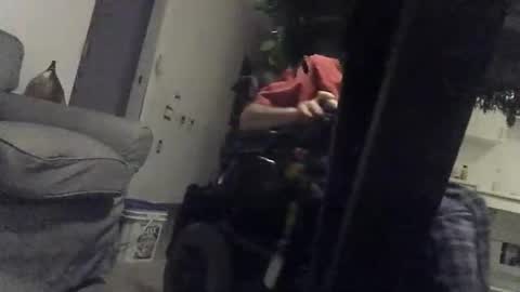 hugo online show from December 18, 1:45 am