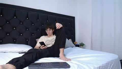 JeffBellfort online show from May 20, 1:56 am