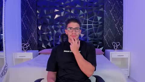 Jeff online show from October 8, 8:24 pm