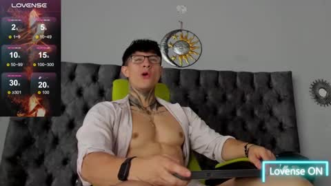 JC online show from January 29, 1:38 pm