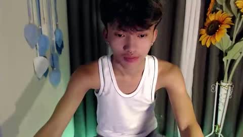 jemart_urnaughtboy online show from April 2, 5:21 pm