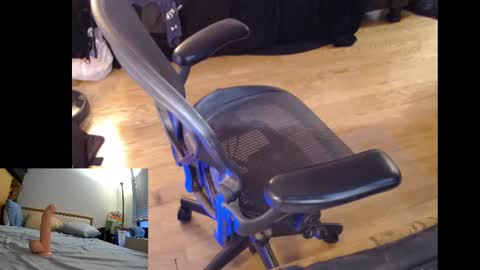 PegMePlease online show from October 27, 12:51 pm