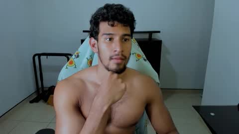 Snapshot of jeremy_colton_hot chatting on September 15, 10:38 am jeremy_colton_hot online show from September 15, 10:38 am