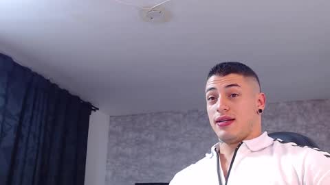Snapshot of jeremy_lane chatting on January 8, 11:09 pm Jeremy lane online show from January 8, 11:09 pm