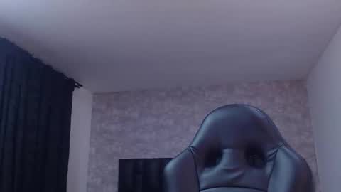 Snapshot of jeremy_lane chatting on December 21, 8:54 pm Jeremy lane online show from December 21, 8:54 pm
