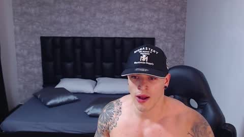 Snapshot of jeremy_lane chatting on January 18, 7:04 pm Jeremy lane online show from January 18, 7:04 pm