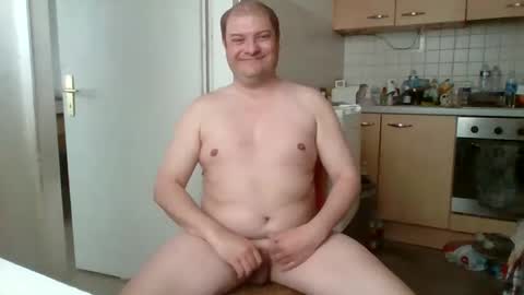 jerker_92 online show from May 7, 1:55 pm