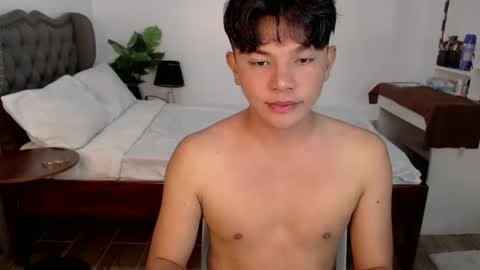 jesie_hot69 online show from December 6, 5:09 am