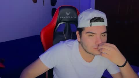 HotBoy online show from December 23, 5:49 am