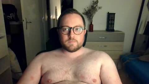 jeuneloup92 online show from January 12, 5:28 pm