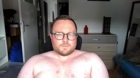 jeuneloup92 online show from June 1, 4:07 pm