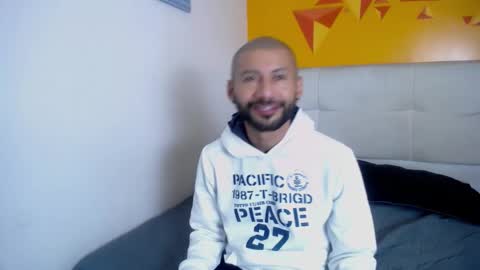 Jeyden Pasaport online show from February 28, 4:54 am