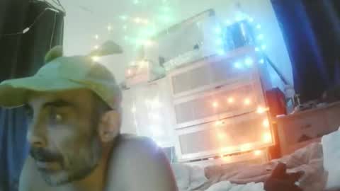 jglarsbel online show from May 24, 4:13 pm