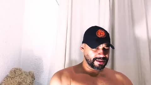 En moreno online show from February 4, 3:18 pm