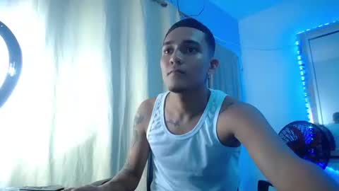 jhonaiker online show from October 9, 2:38 am