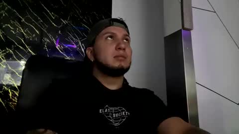 jhon online show from November 19, 3:28 am