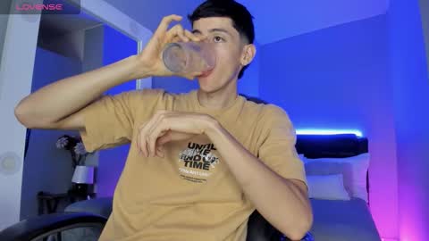 Jhon online show from December 20, 12:34 pm