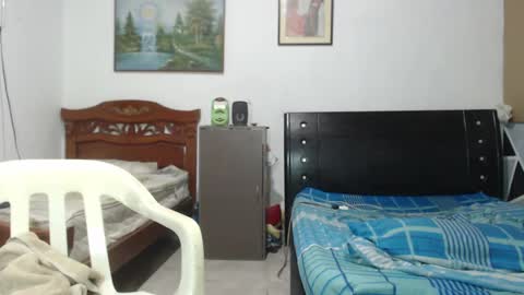 jhon tommy online show from December 10, 11:31 pm