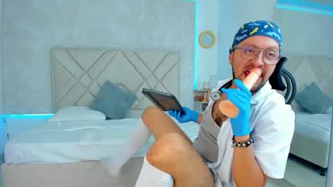 Jhons online show from October 22, 4:27 am