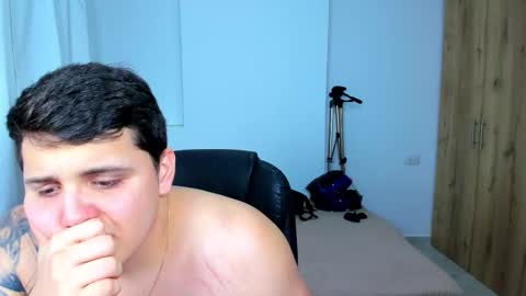 Jhonstark online show from February 8, 2:15 am