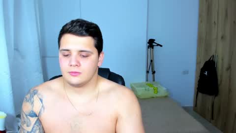 Jhonstark online show from February 9, 8:13 pm