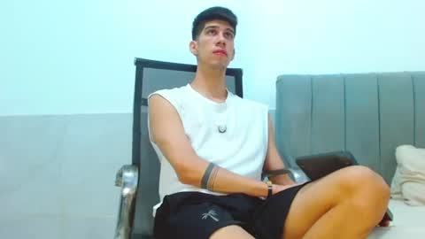 jhony_sex3 online show from June 20, 9:25 am
