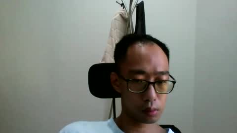 Snapshot of jiachi13 chatting on January 1, 1:04 am Alex online show from January 1, 1:04 am